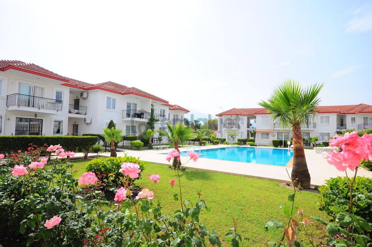 Çamyuvada Denize 500 Metre, Havuzlu Sitede Satılık 2+1 Daire - 2