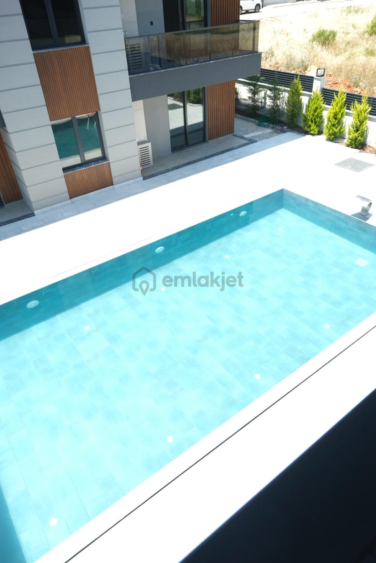 Bahçelievler De 1+1 60m2 Havuzlu Kiralık Apartlar - 9