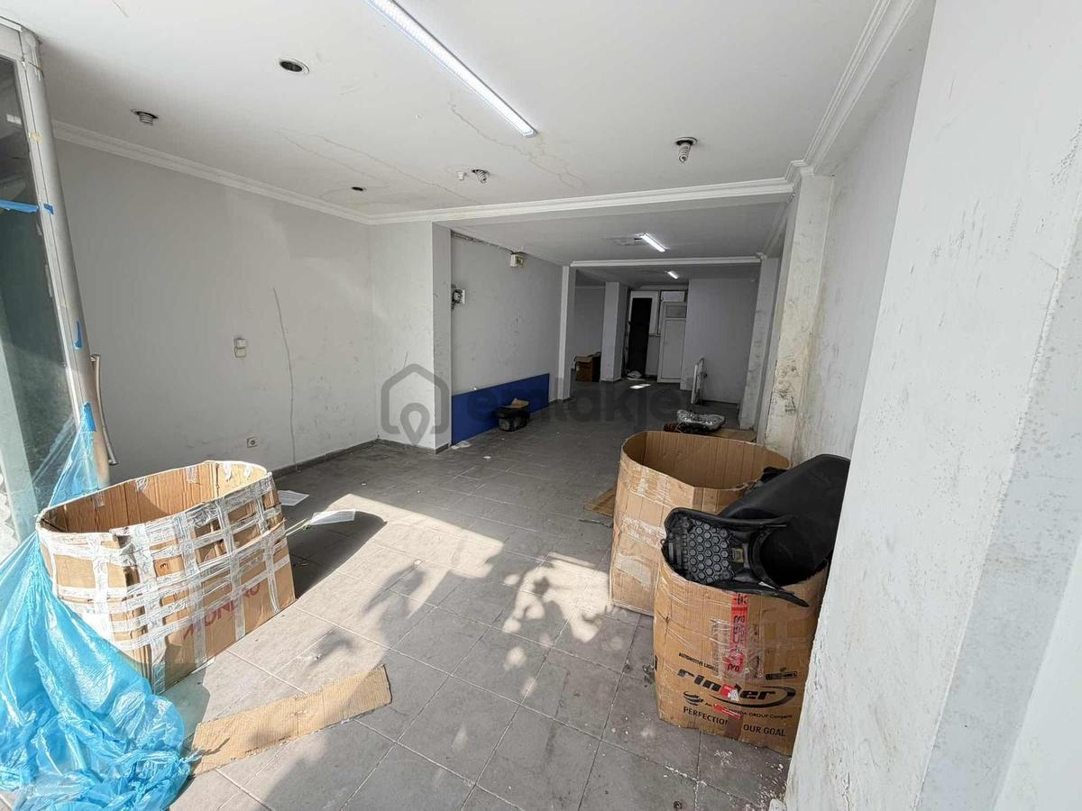 İşlek Cadde Üzeri 2 Katlı Vitrinli Dükkan-mağaza 250m2 - 17