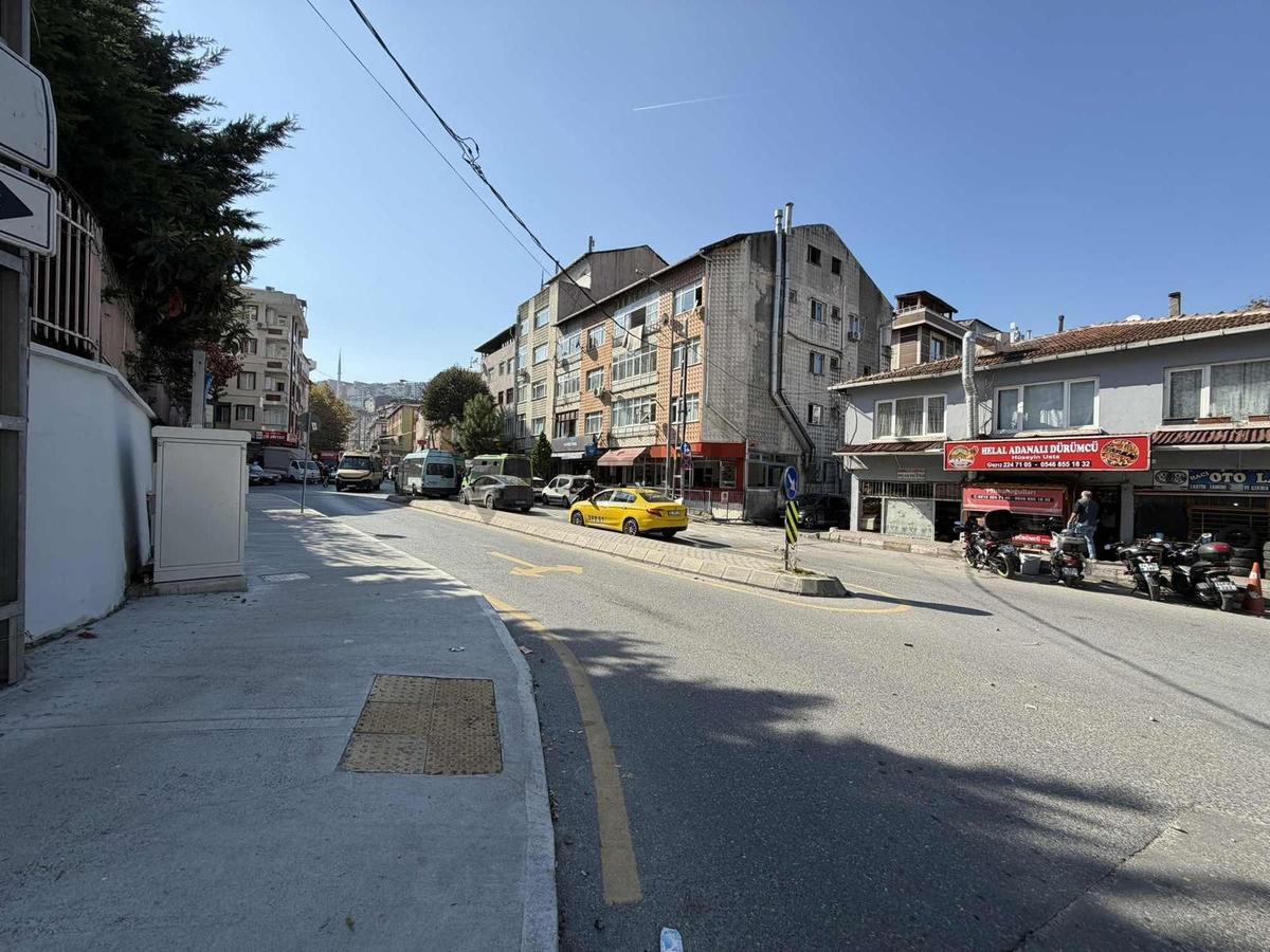 İşlek Cadde Üzeri 2 Katlı Vitrinli Dükkan-mağaza 250m2 - 33