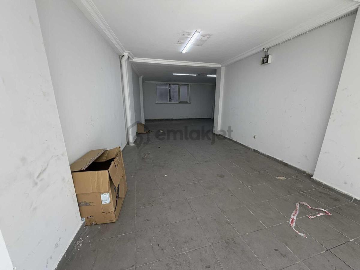 İşlek Cadde Üzeri 2 Katlı Vitrinli Dükkan-mağaza 250m2 - 12