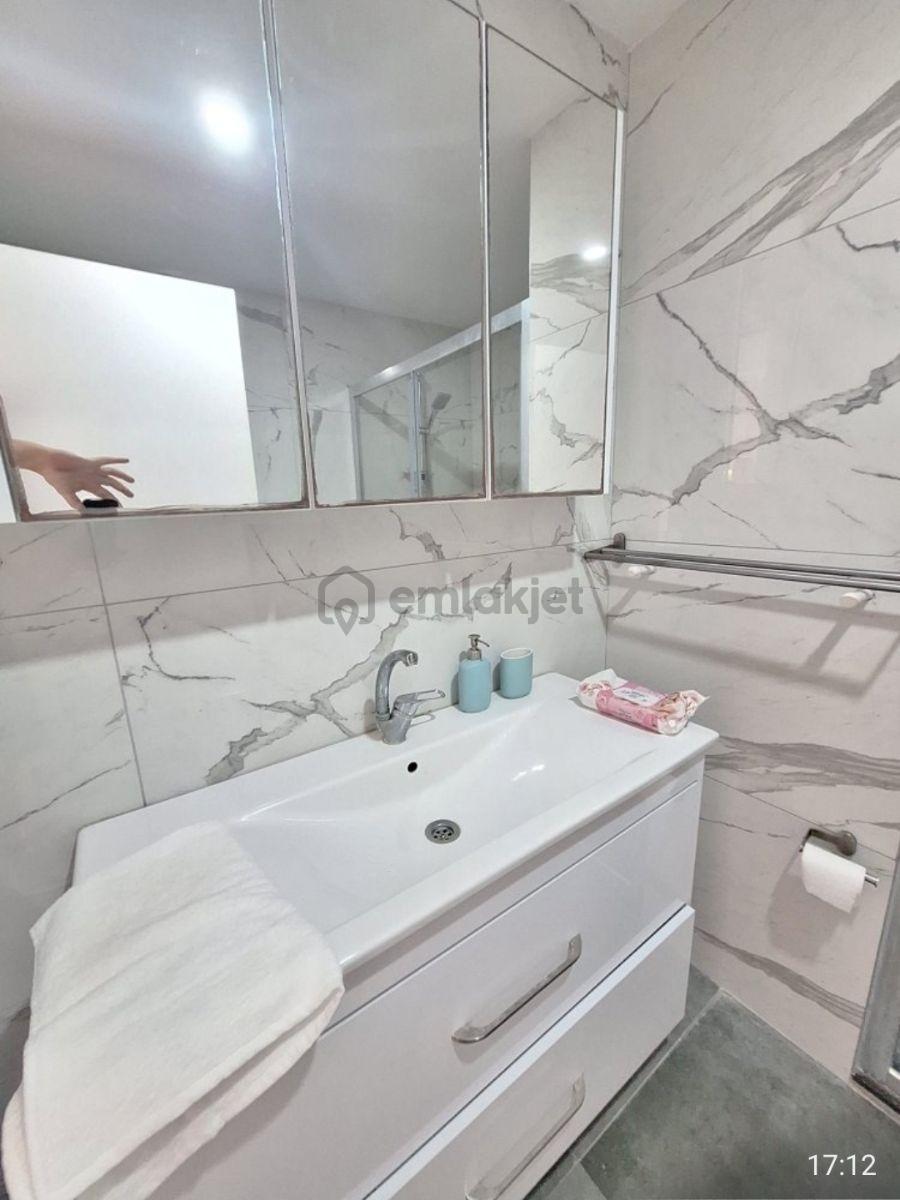 Kuşadası Kadınlar Denizinde Eşyalı Kiralık Daire - 11