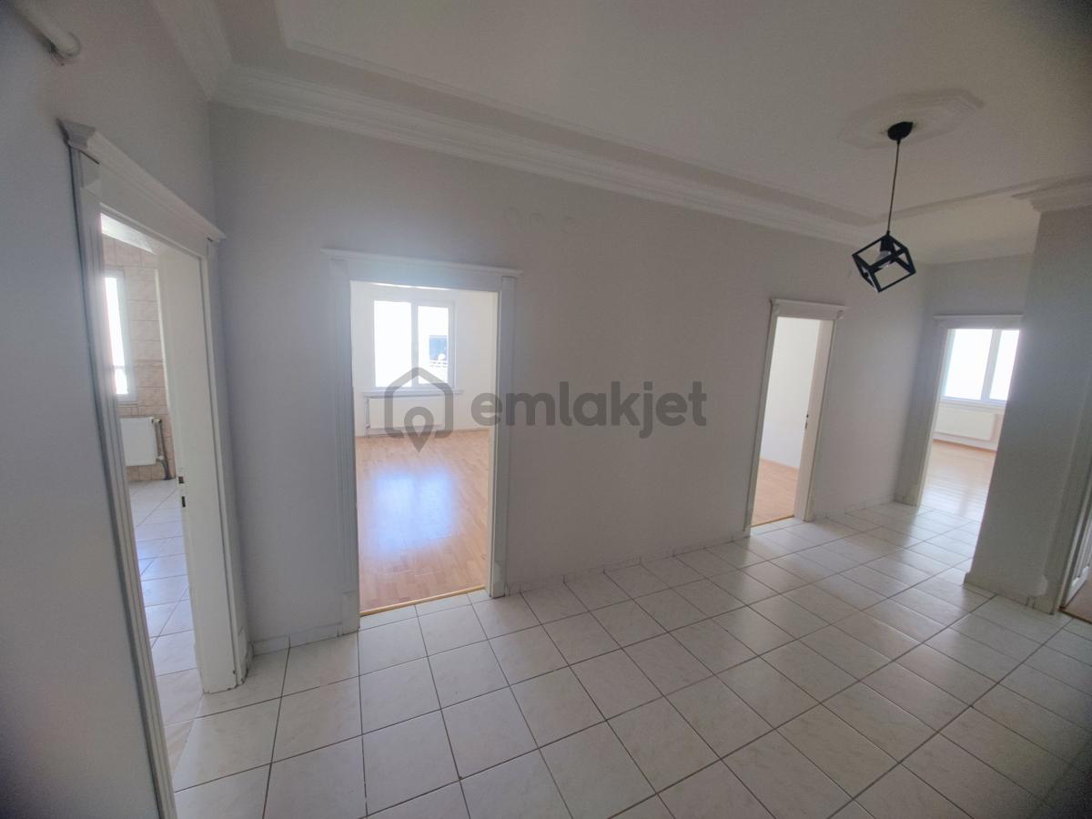 Global'den Masalpark'da Kiralık 3+1 Geniş Daire - 21