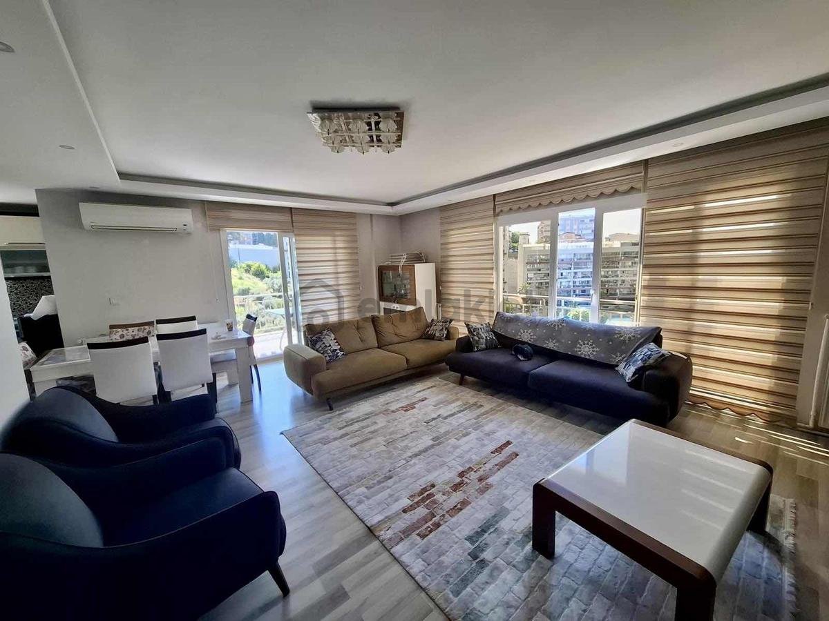 Kuşadası Deniz Manzaralı Satılık 3+1 Daire - 7