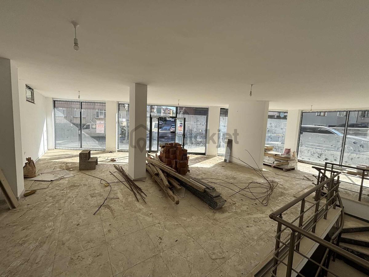 Sultanbeyli Fatih Mah Kiralık 230 M2 Dükkan - 8