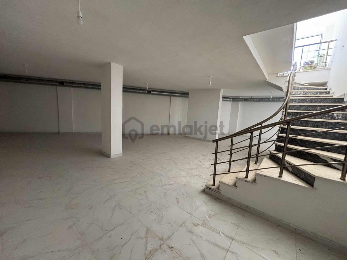 Sultanbeyli Fatih Mah Kiralık 230 M2 Dükkan - 22