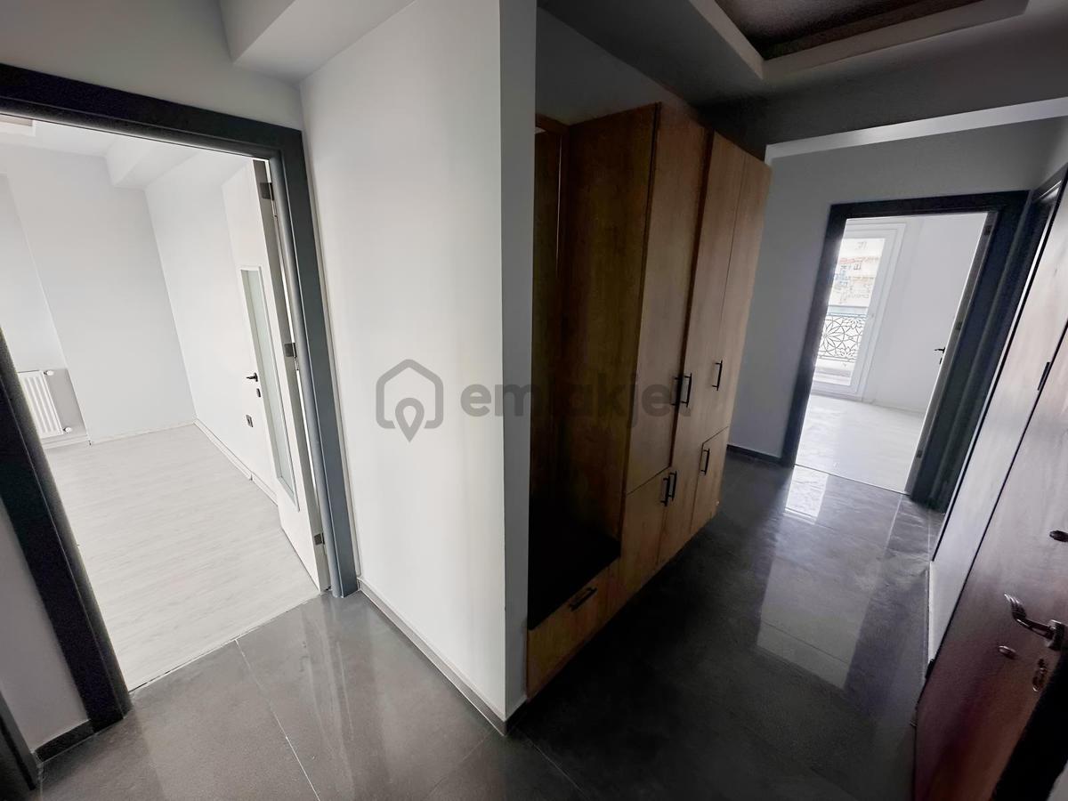 Menemen Irmak Mah.havuzlu Sitede, E,banyolu Satılık 3+1 Daire - 13