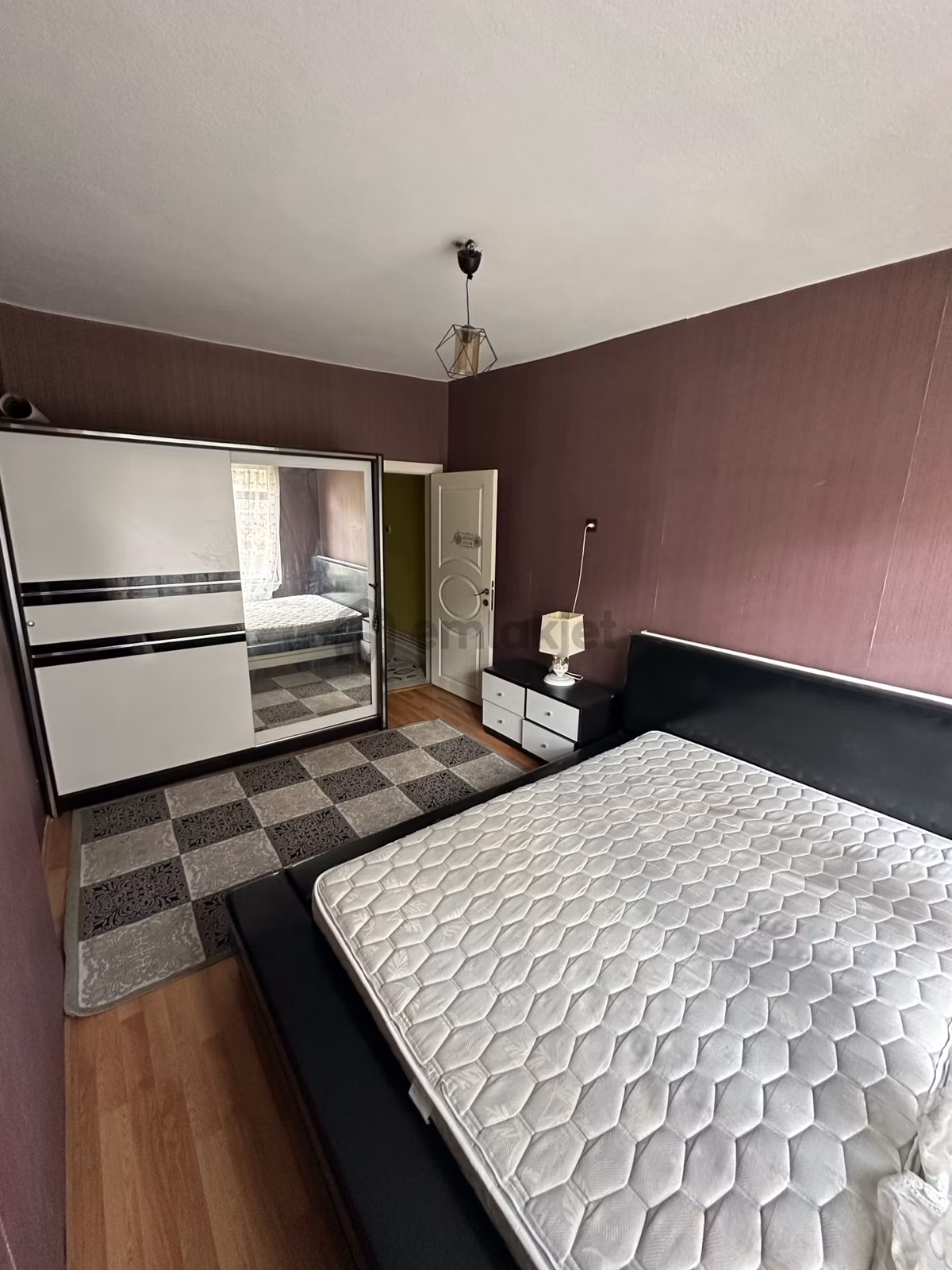 Arslan Emlaktan Merkezi Konumda Kiralık Daire - 9