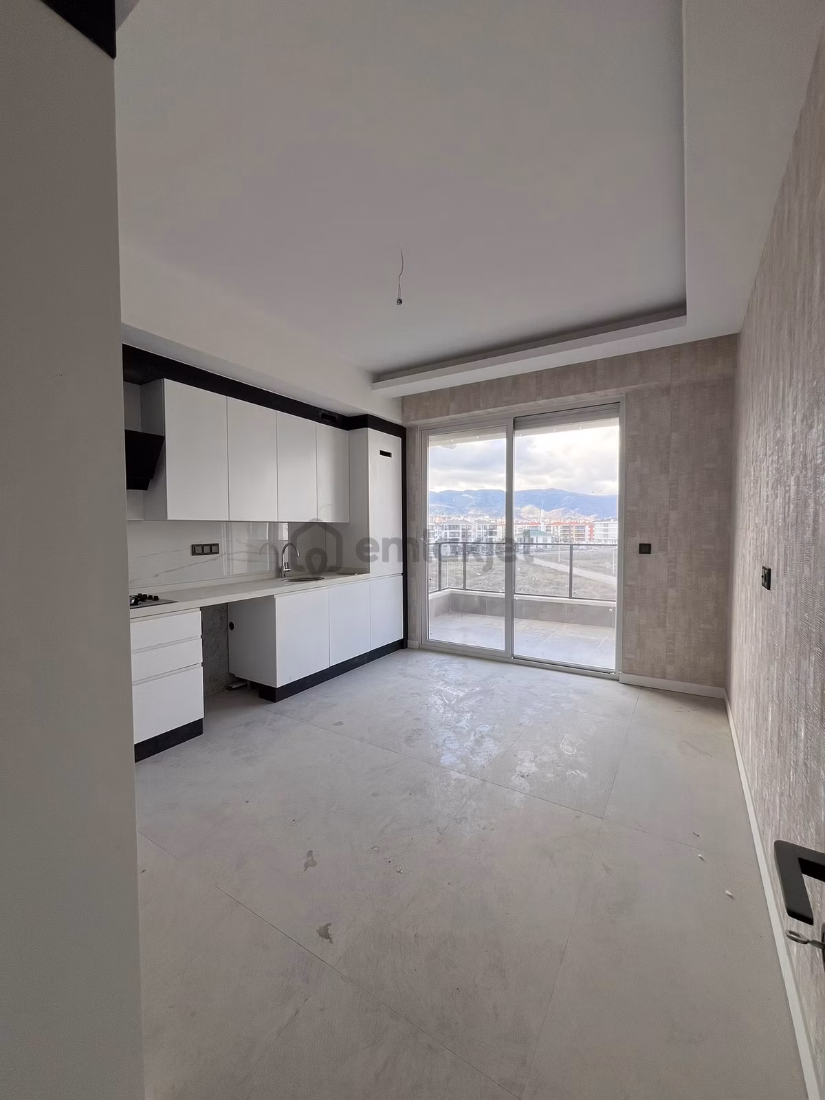 Afyonkarahisar'ın En Prestijli Mahalle'sinde Satılık 4+1 Daire ! - 8