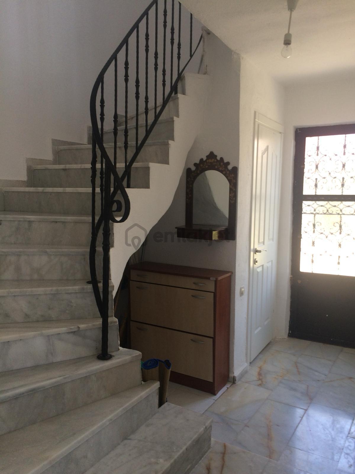 Kıyıkışlacık'da Gülüm Kıyı Sitesinde Denize Nazır Satılık Villa - 16