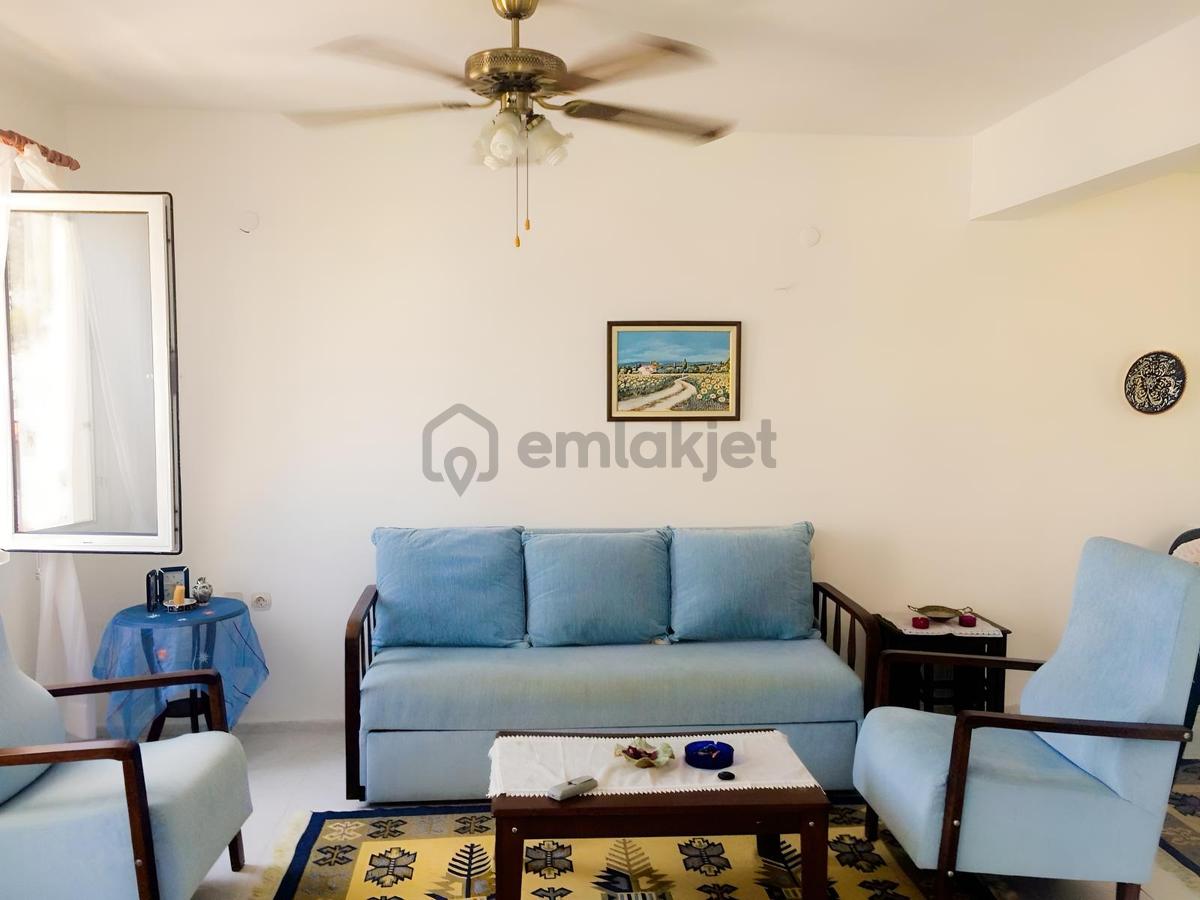 Kıyıkışlacık'da Gülüm Kıyı Sitesinde Denize Nazır Satılık Villa - 11
