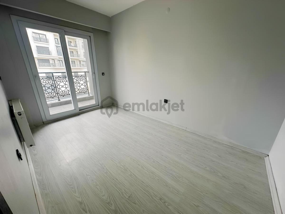 Menemen Irmak Mah.havuzlu Sitede Kiralık 3+1 - 29