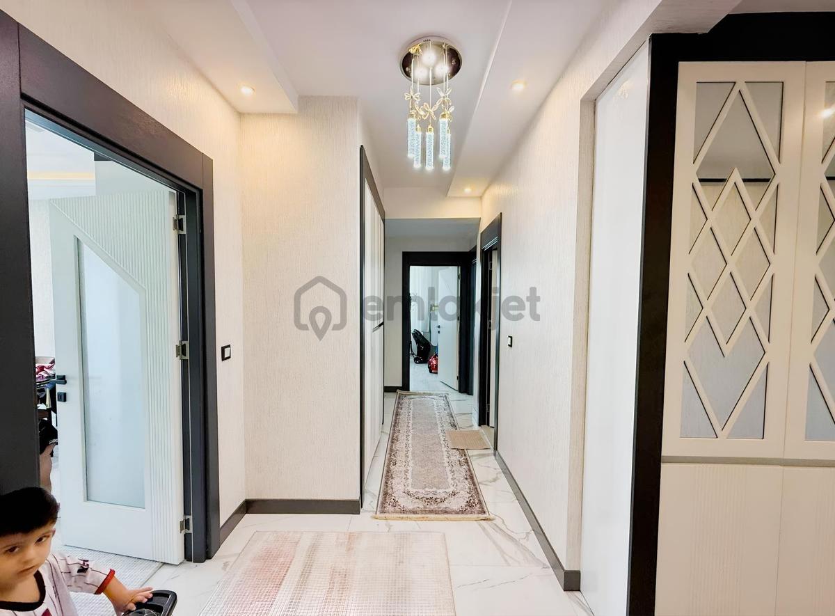 450 Evler Dönümlü Deniz Yapıda 3.5+1 Kış Balkonlu Daire - 11