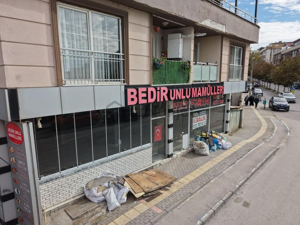 Fethiyede Kiralık 300 M² Dükkan - 10