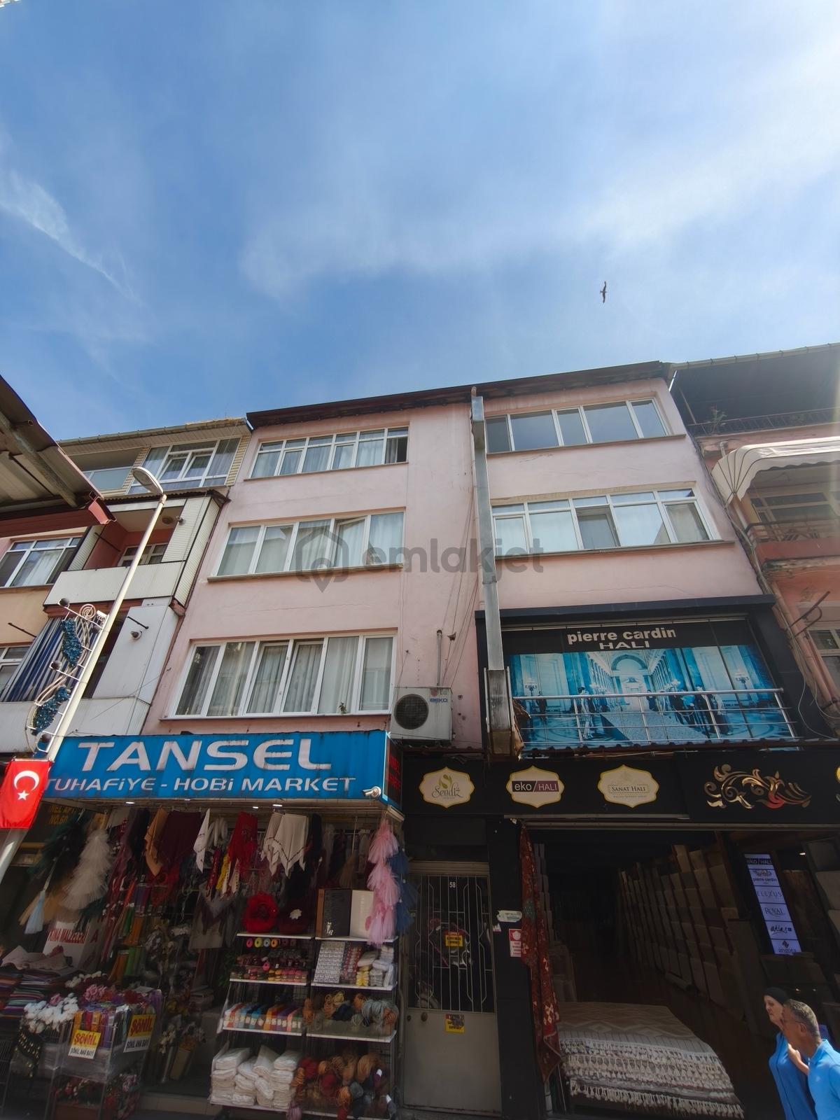 Cb- Mark'tan Çarşı Merkezde 2+1 Kiralık Daire - 24