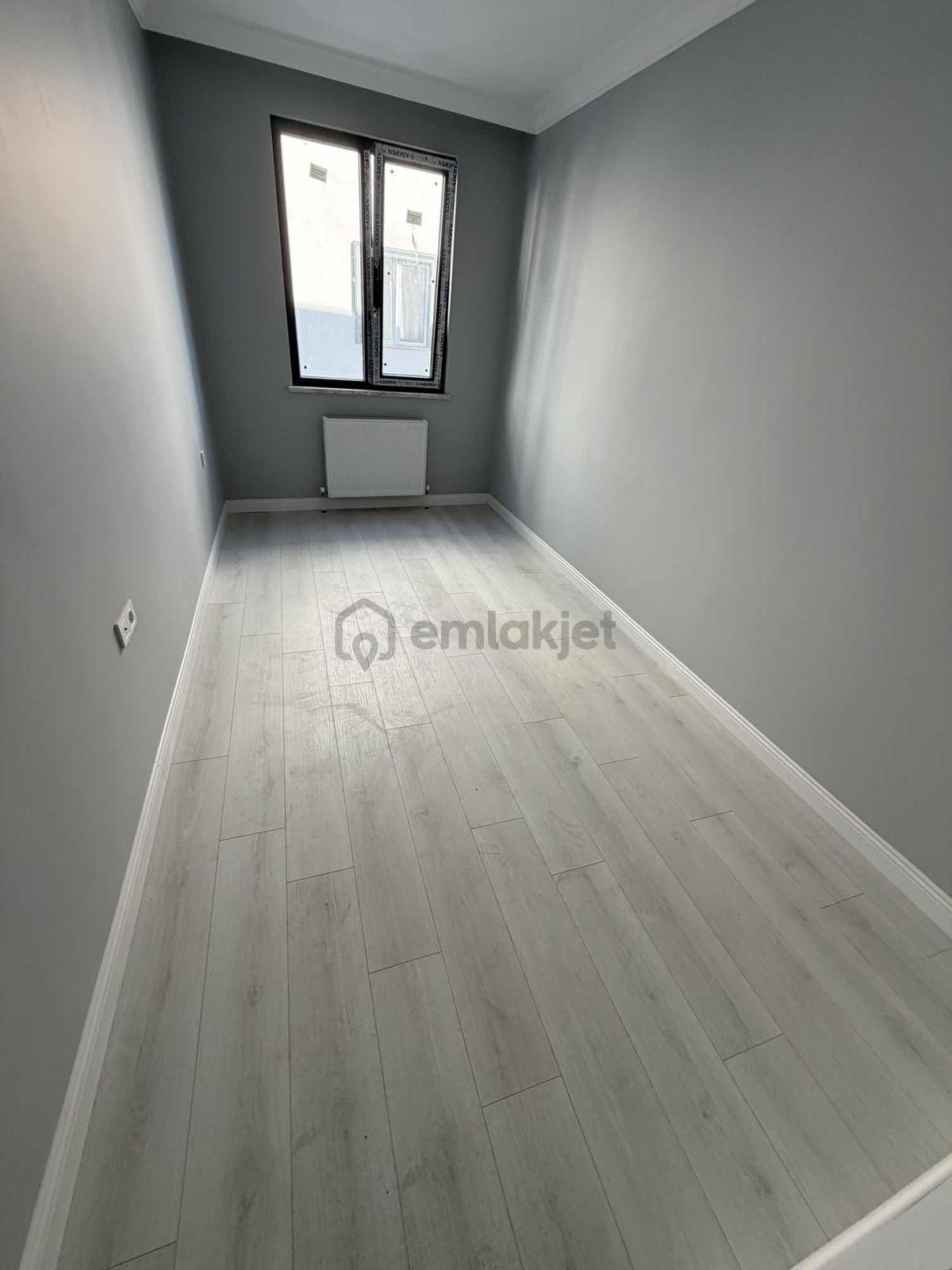 Yenidoğan Ufuk Cad Üzerinde Satılık 2+1 Daire - 9