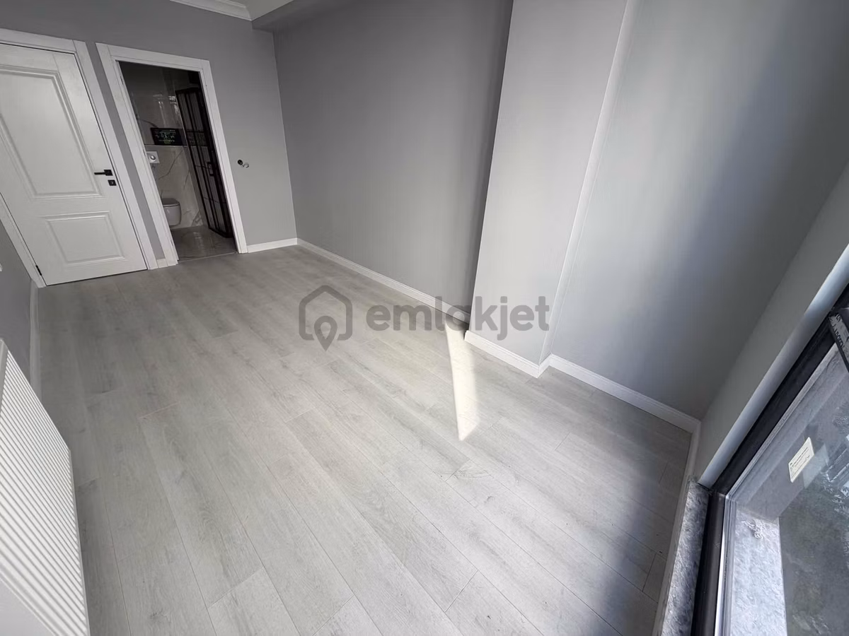 Yenidoğan Ufuk Cad Üzerinde Satılık 2+1 Daire - 8