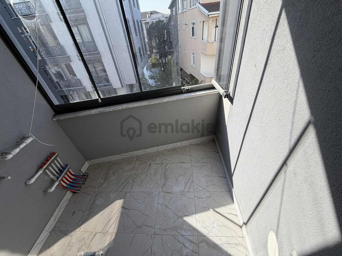 Yenidoğan Ufuk Cad Üzerinde Satılık 2+1 Daire - 14