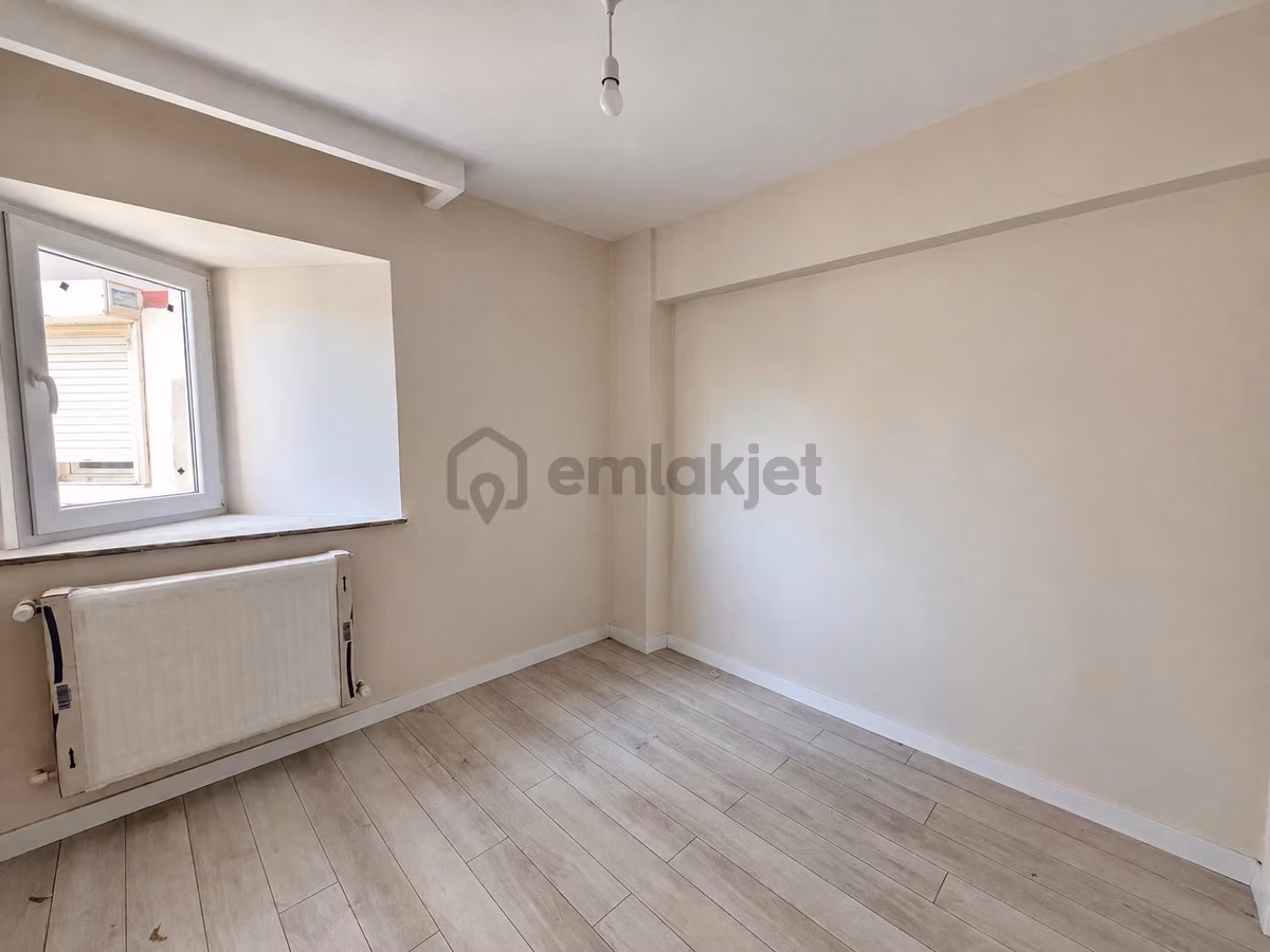 Ordu Bulvarı Yakını, Kapalı Mutfak, Sıfır Tadilatlı 3+1 Daire - 13