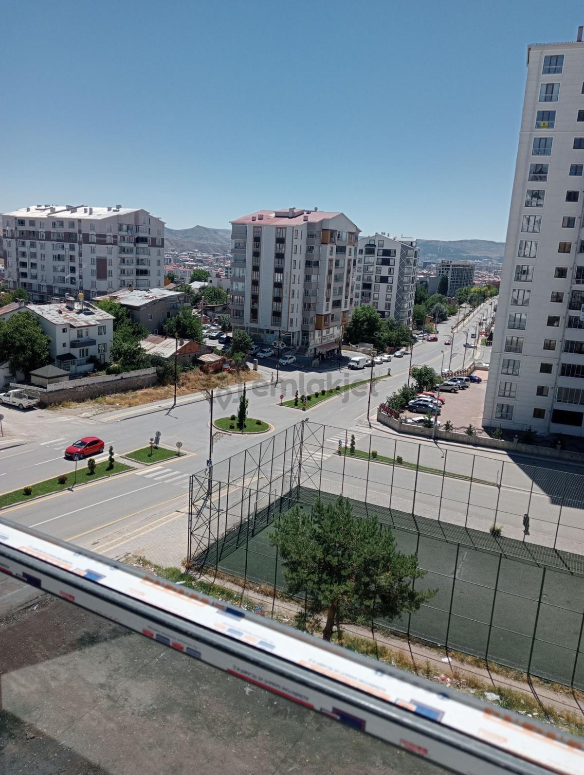 Onur Emlak'tan Seyrantepe Mahallesi'nde Satılık Daire - 2