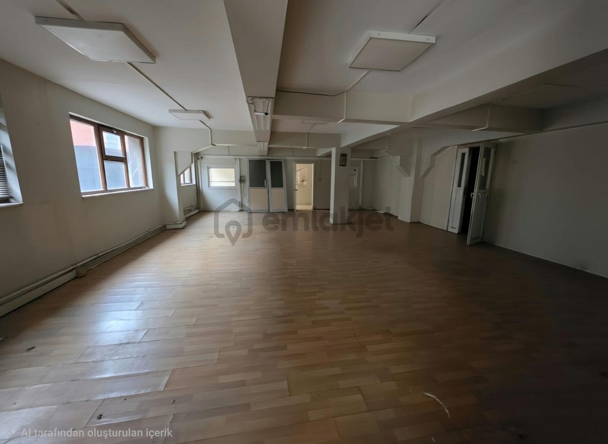 Topçularda 1400 M2 İşyeri - 23