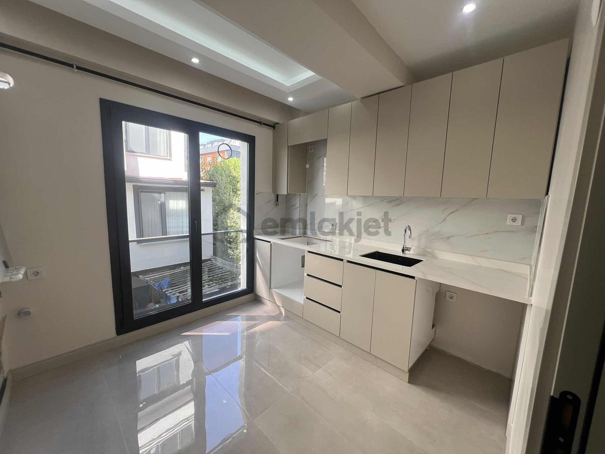 Eminevime Uygun Taşolukta Satılık 2+1 Lüks Daire - 3