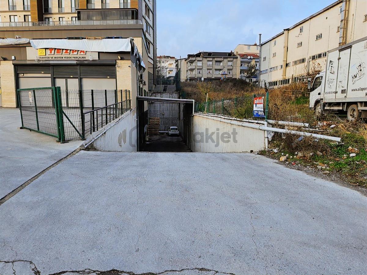 Arnavutköy Bolluca'da Kiralık 2.650 M² Depo. - 14
