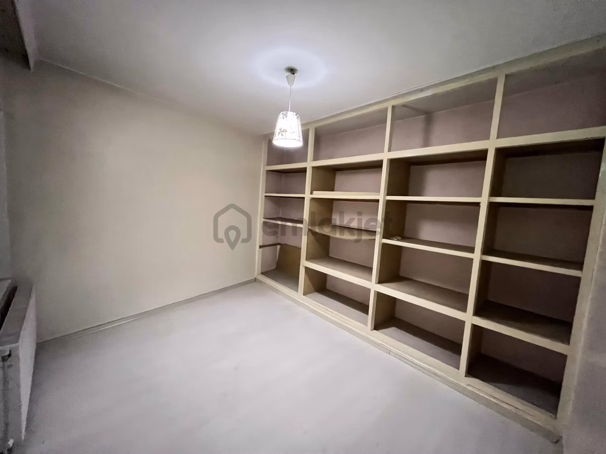 Ymz'den Yeşilevler Mah'de Kiralık 2+1 Daire - 6