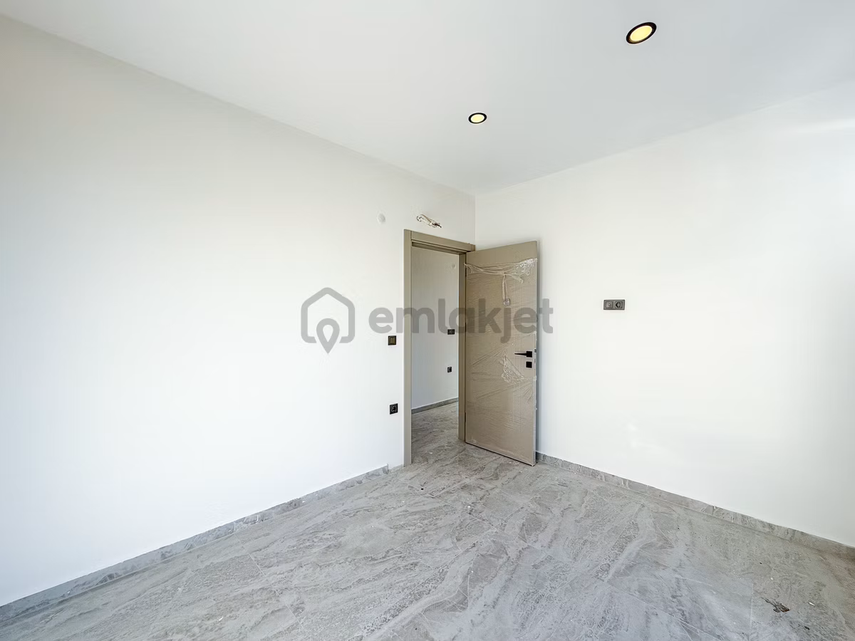 Tosmur'da Site İçinde Full Aktiviteli Satılık 1+1 Sıfır Daire - 11