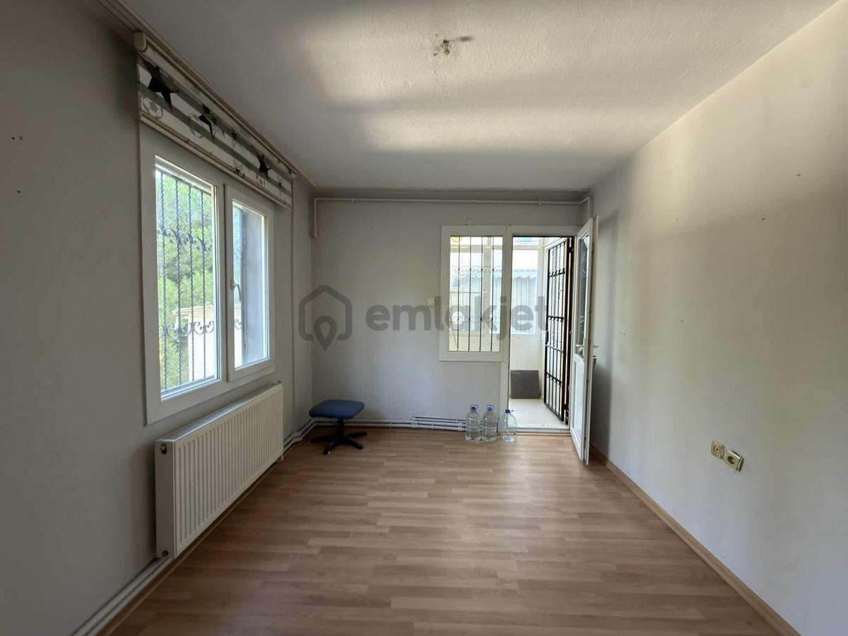 Berk Emlak'tan Merkezi Konumda Kiralık 3+1 Daire - 15