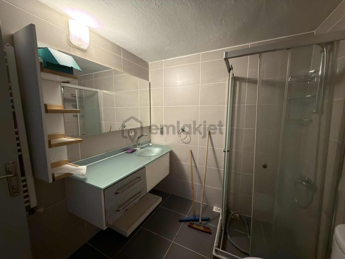 Berk Emlak'tan Merkezi Konumda Kiralık 3+1 Daire - 22