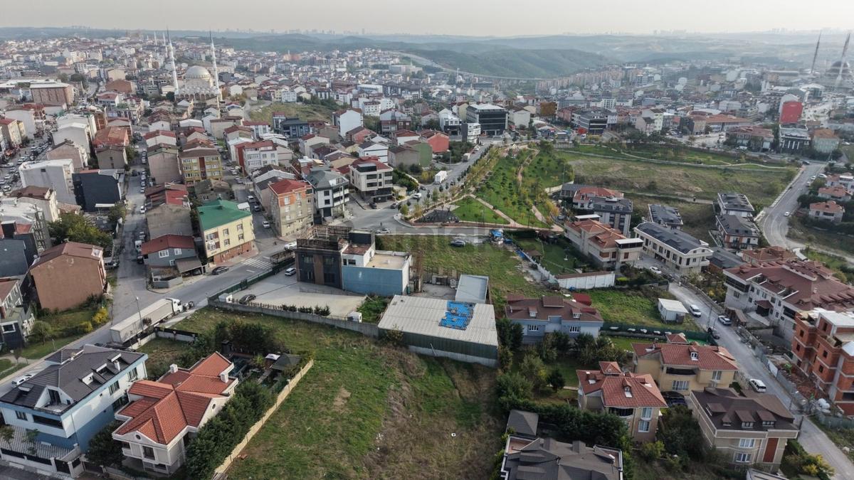 Arnavutköy Taşoluk Fatih Caddesine Yakın - 26
