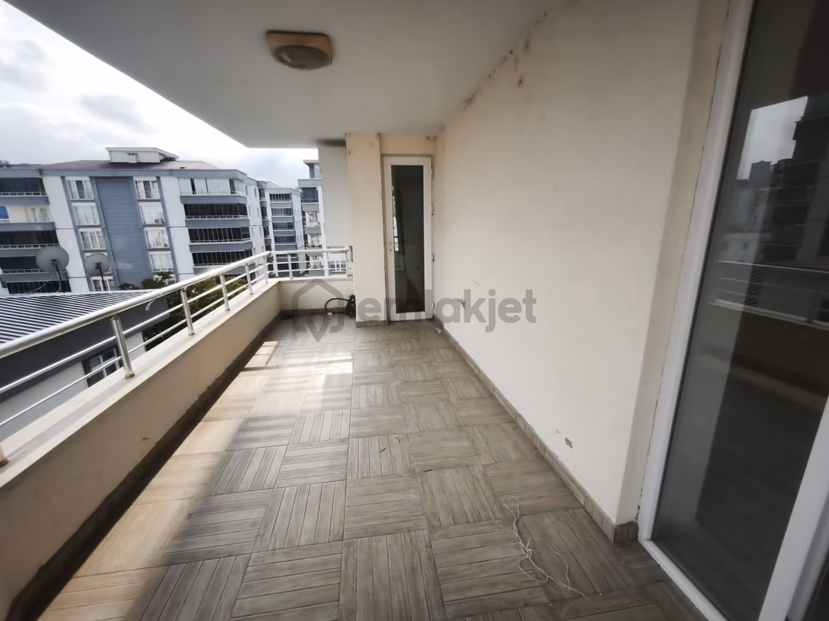 Atakum Caddeye Cephe Deniz Manzaralı Kiralık 3+1 Daire - 3