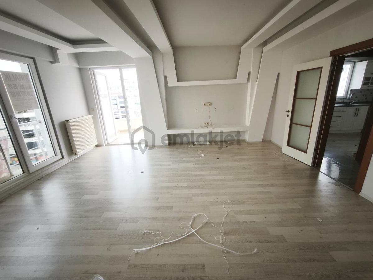 Atakum Caddeye Cephe Deniz Manzaralı Kiralık 3+1 Daire - 6