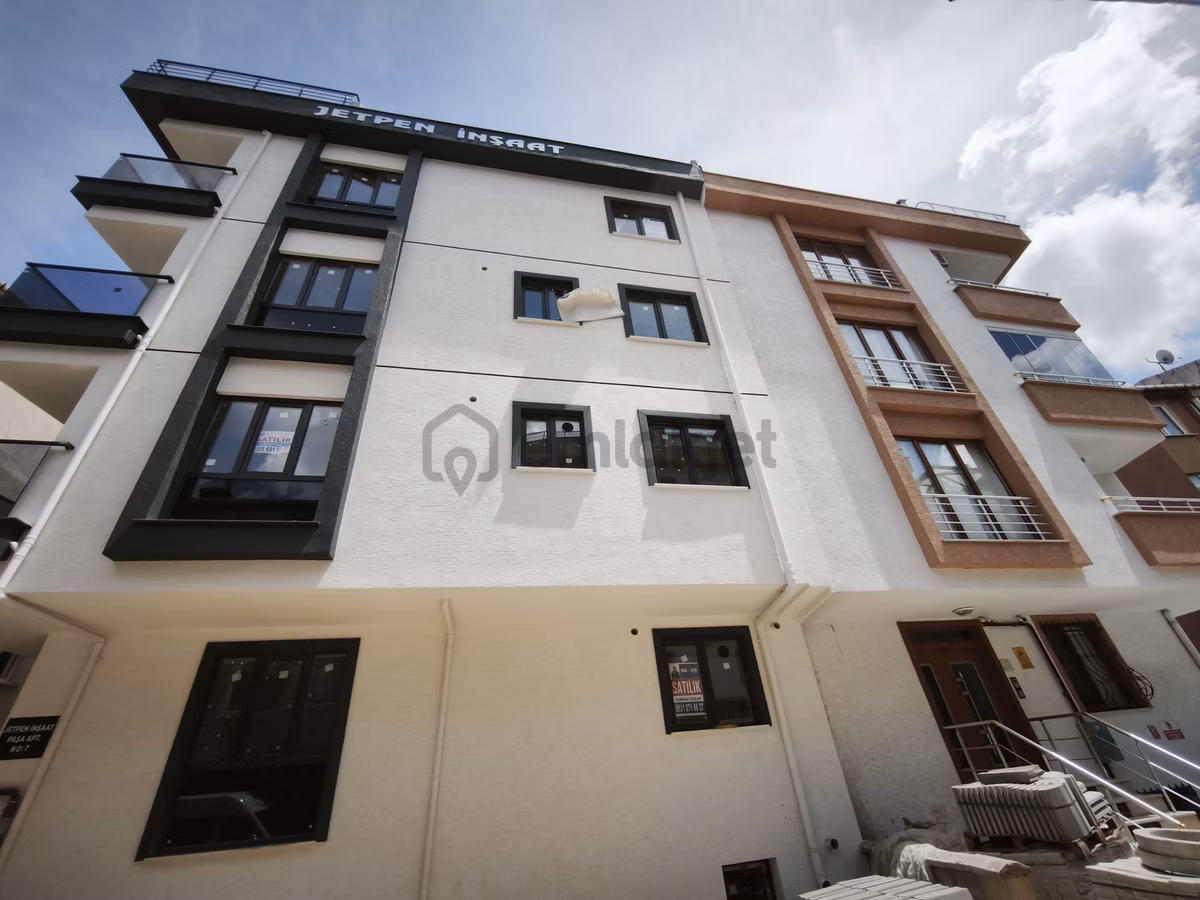 Sancaktepe 'de Metroya Yakın Kiralık 2+1 Sıfır İskanlı Daire