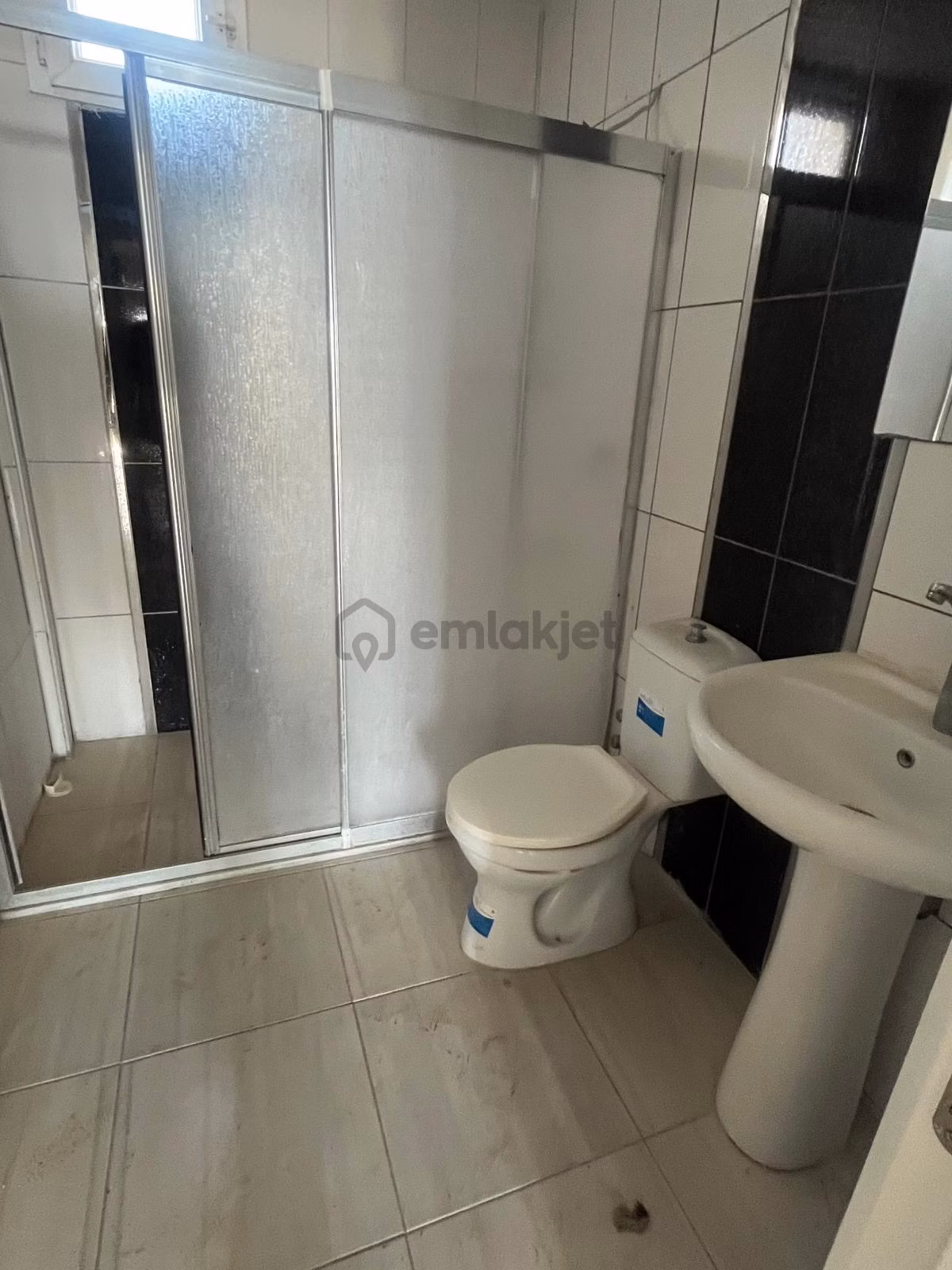 Eylem Emlak‘tan Mersin Atakent‘te Kiralık 2 + 1 Daire - 35