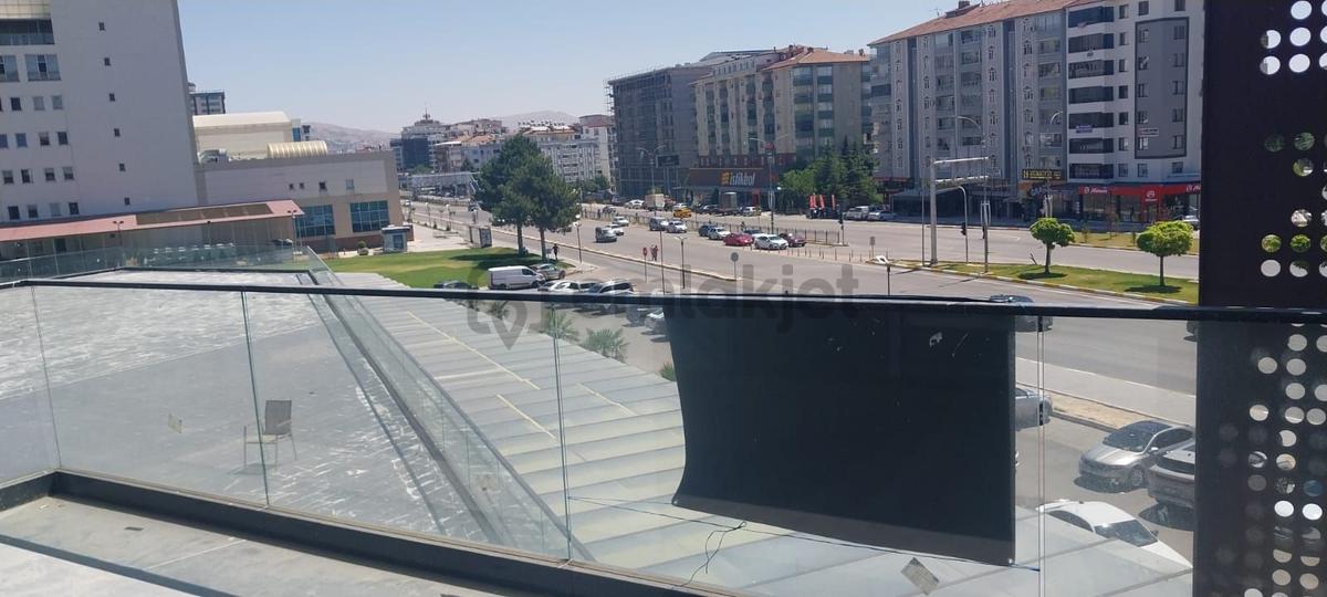 Sahibinden Vista Tower'da En İyi Konumda Arakat Sıfır Daire - 15