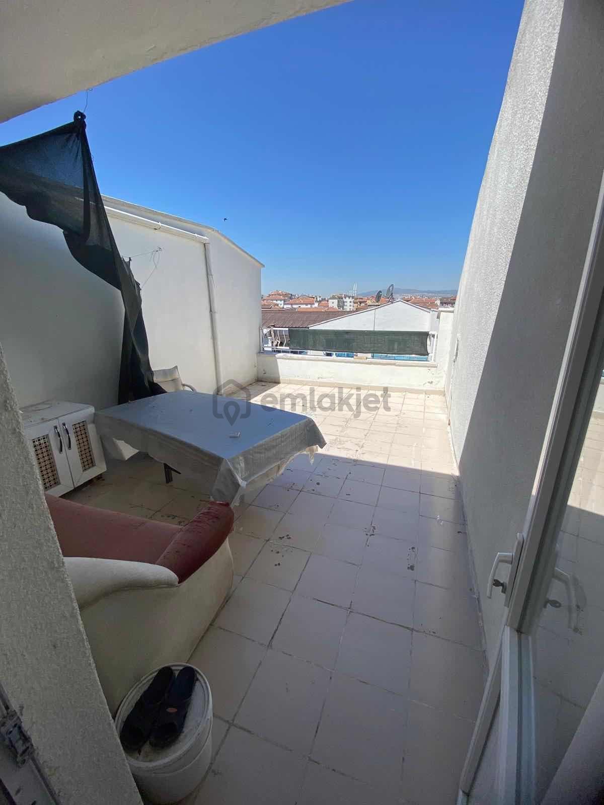 Süvari'de Merkezi Lokasyonda Kiralık 4+1 Teraslı Dubleks Daire - 23