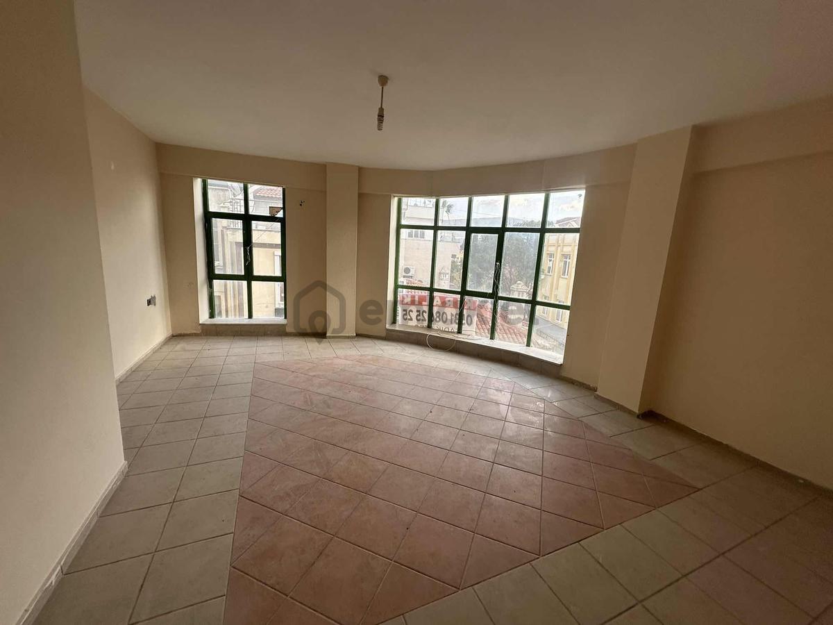Raşit Kırlı İş Merkezin'de Kiralık Ofis - 8