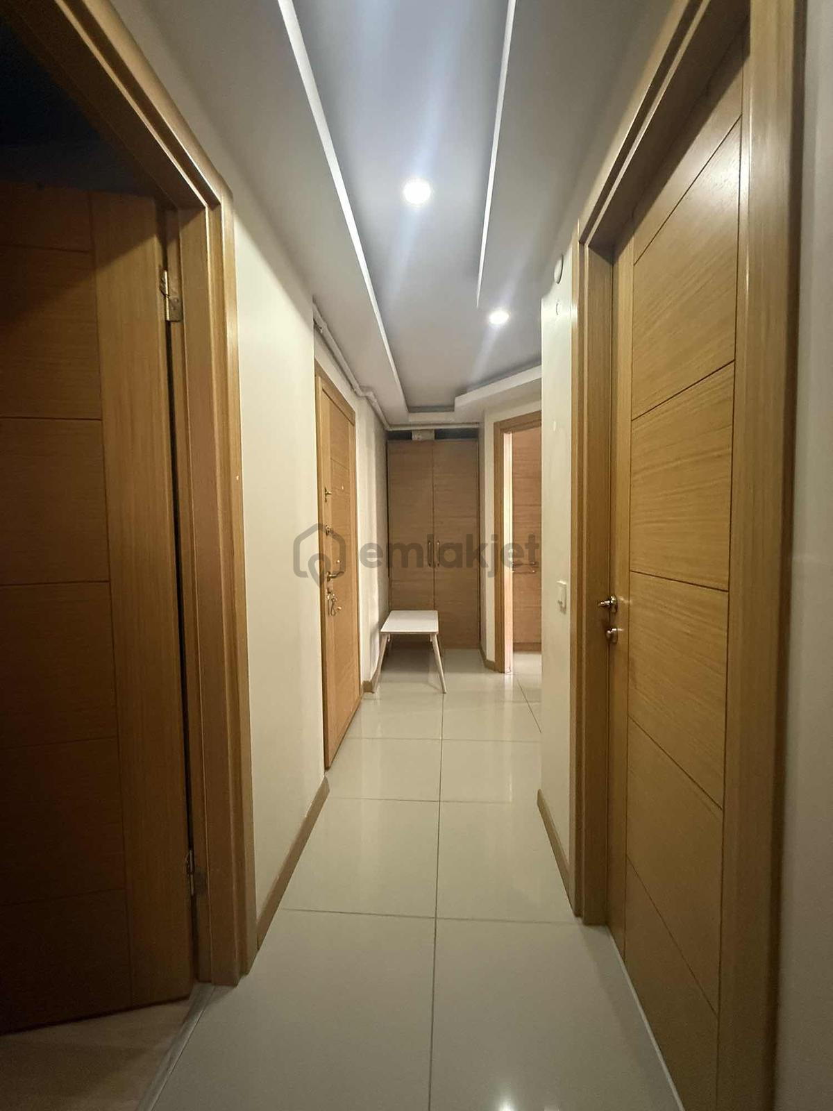 Samandıra Merkezde 2+1 Site İçinde Kiralık Arakat Daire - 31