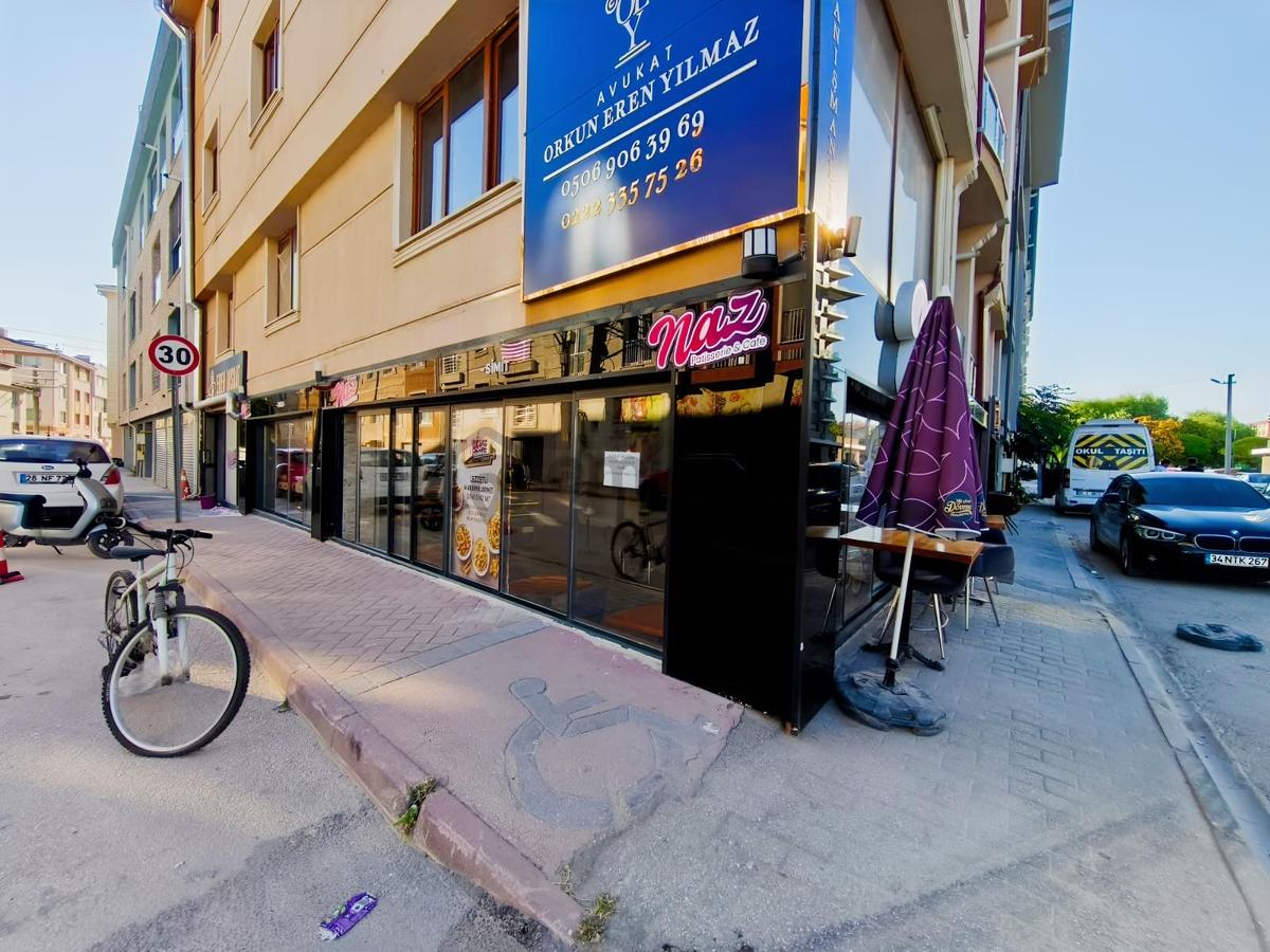 Ertuğrulgazide Köşe Başı 100m² Devren Kiralık Pastane & Kafe - 29