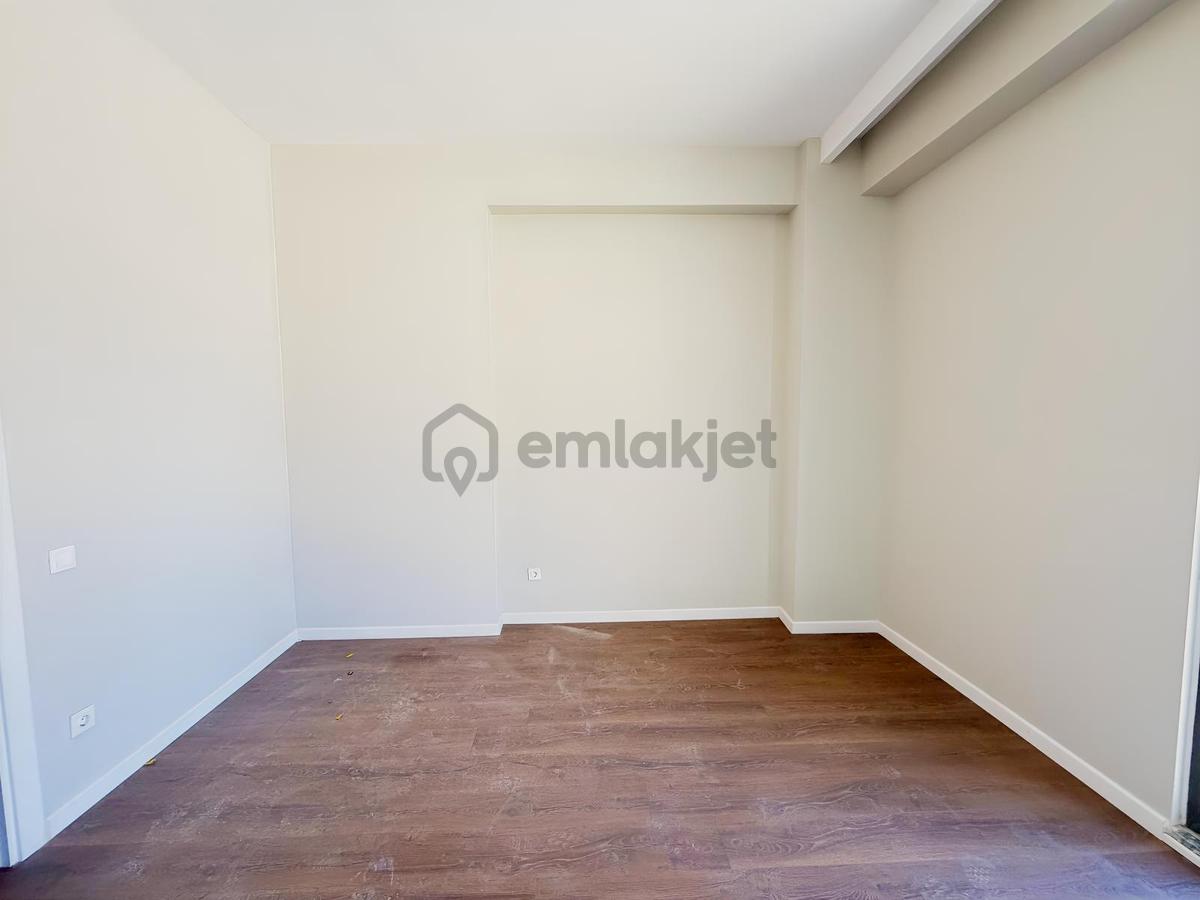 Cash'ten İzmit Boulevard Kabaoğlu'nda 1+1 Kiralık Daire - 40