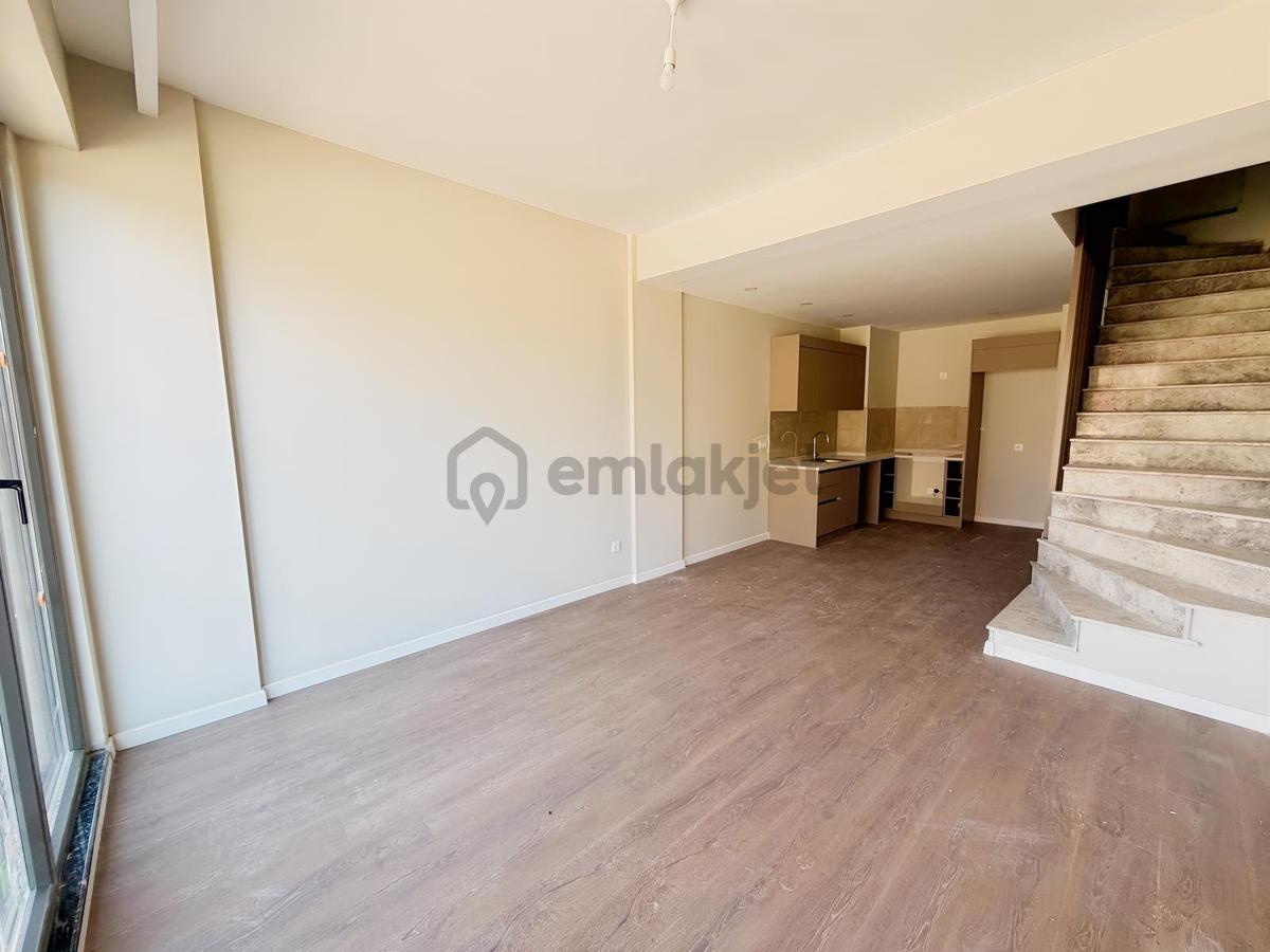 Cash'ten İzmit Boulevard Kabaoğlu'nda 1+1 Kiralık Daire - 45