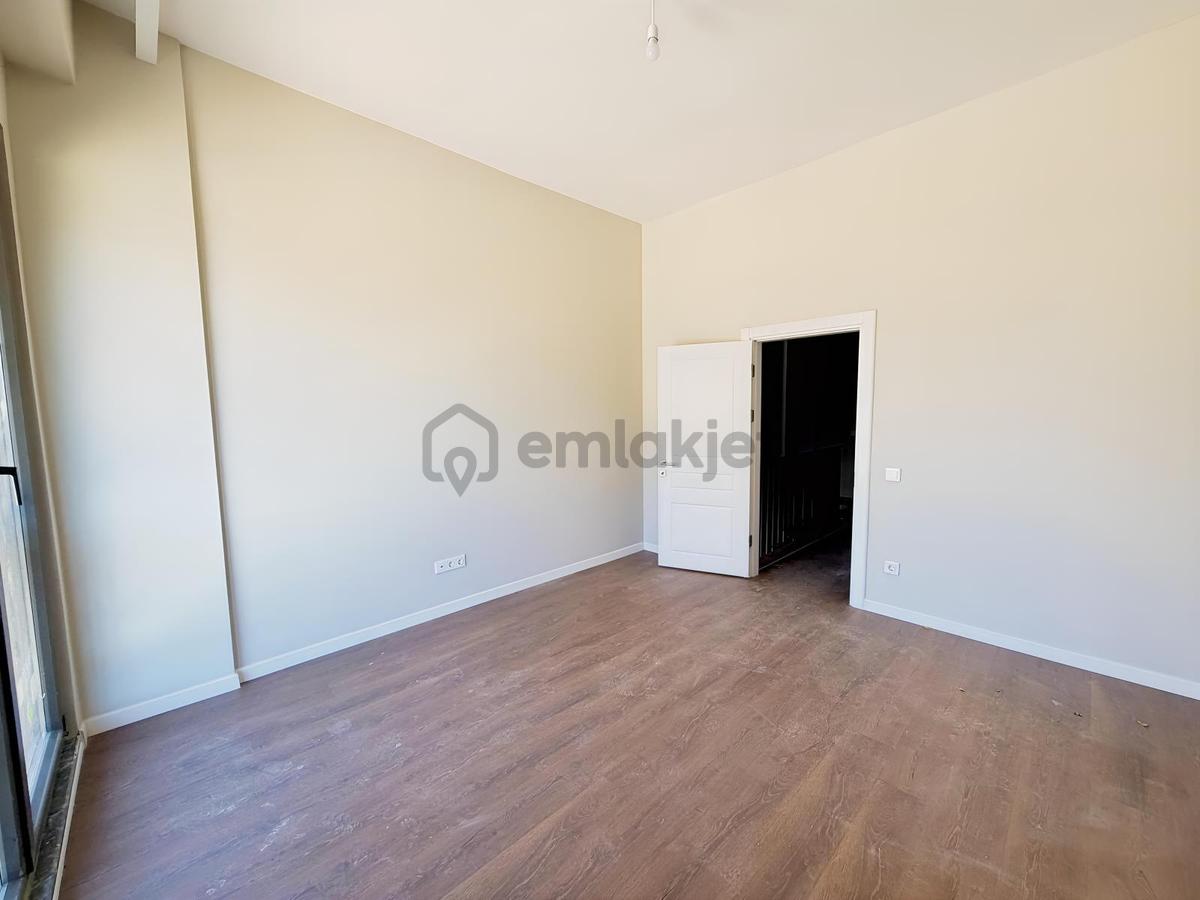 Cash'ten İzmit Boulevard Kabaoğlu'nda 1+1 Kiralık Daire - 11