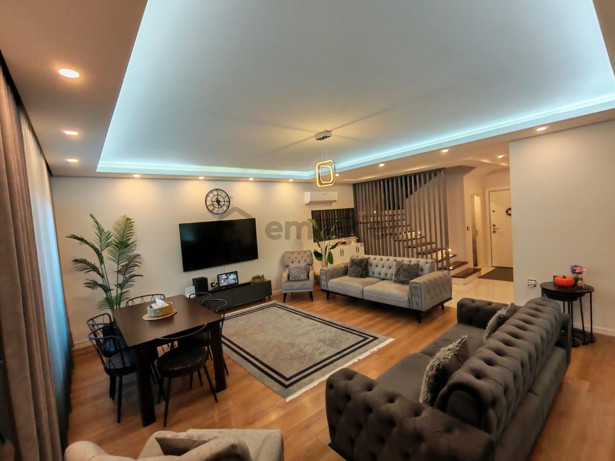 Menderes'de Bahçeli Geniş Konforlu Harika Tripleks Villa - 6