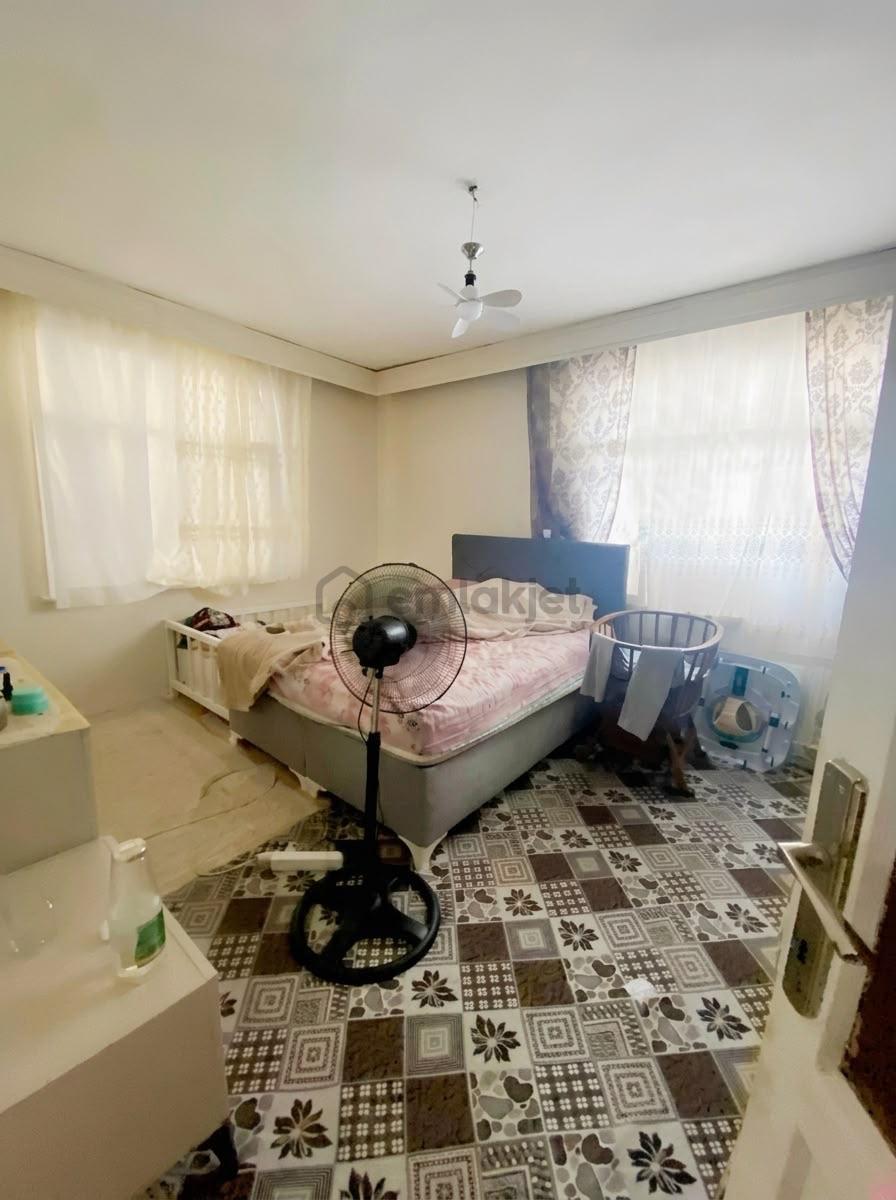 Bağcılar Kirazlı 3+1 Satılık Ara Kat Daire - 7