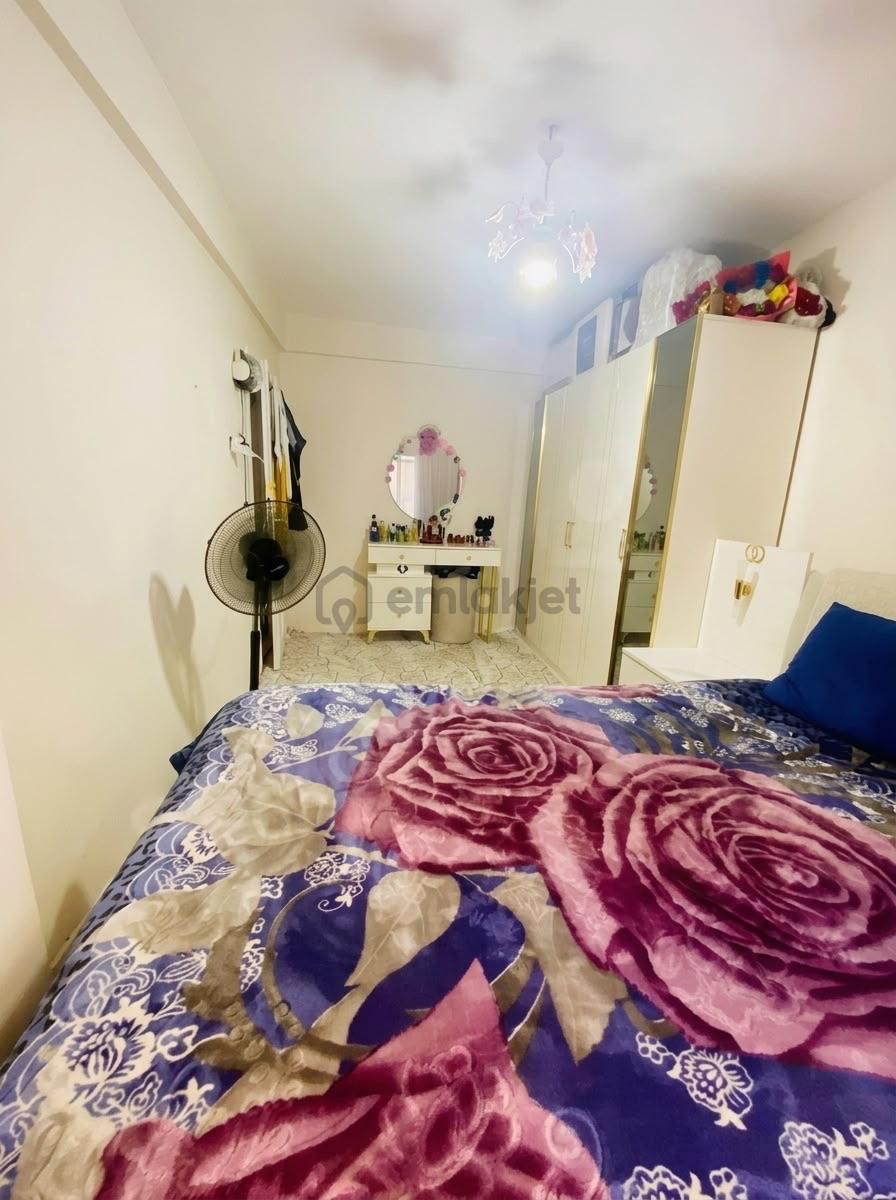 Bağcılar Kirazlı 3+1 Satılık Ara Kat Daire - 5