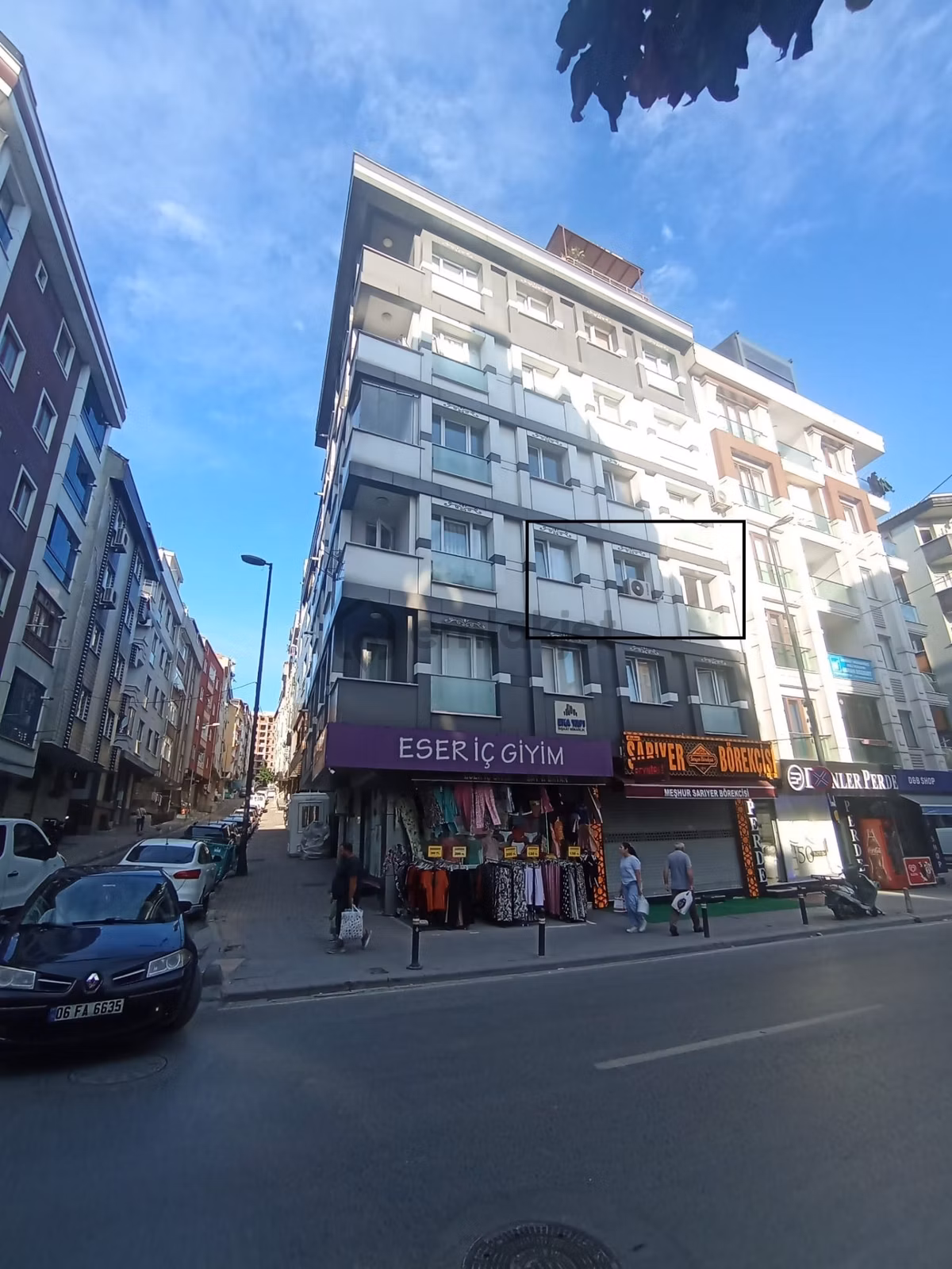 Bahçelievler Ahmet Yesevi Caddesi Üzerinde Kiralık 2+1 Daire