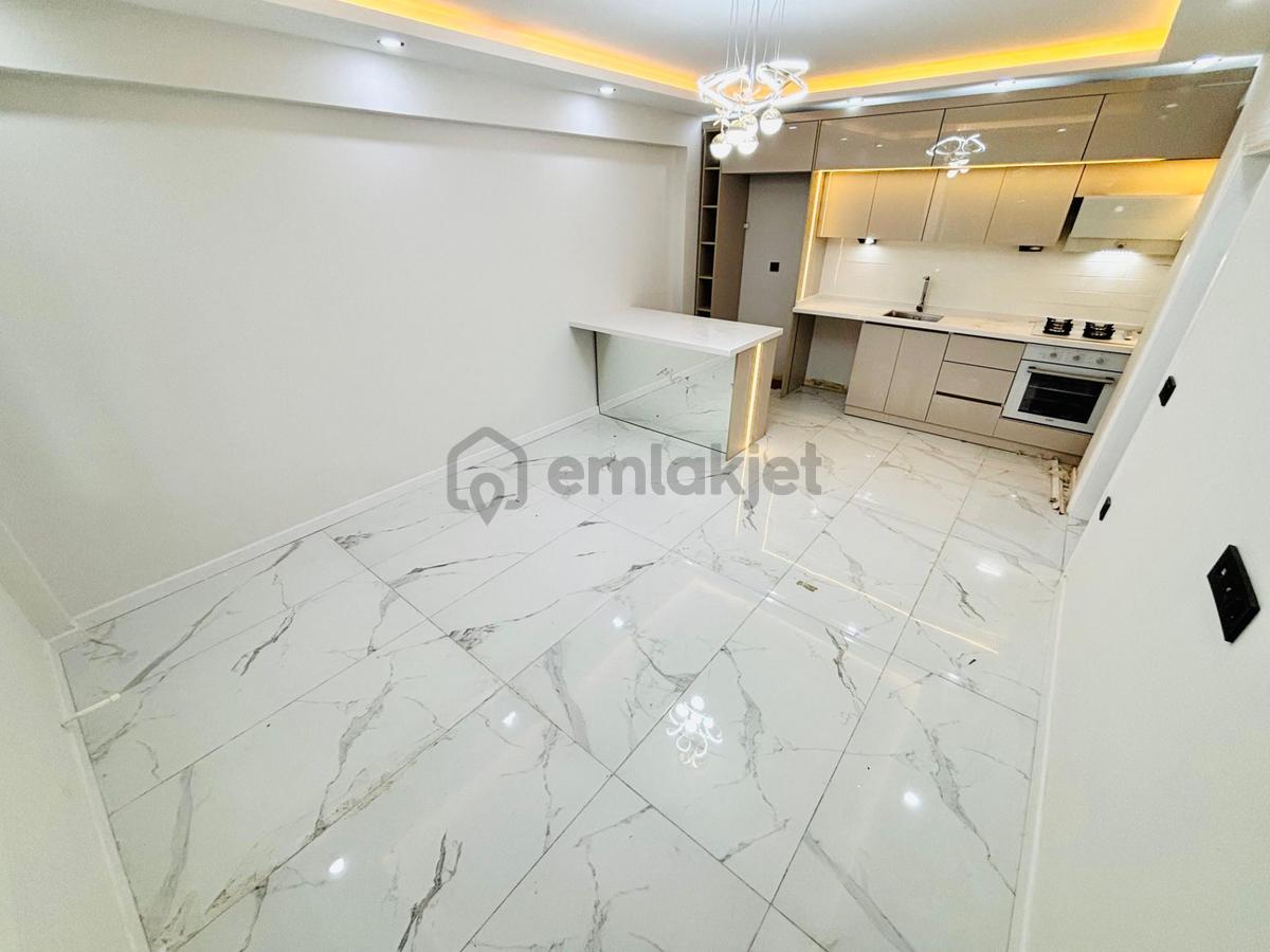 Yükselden Altınkumda 50 M² Şık Ada Mutfaklı 1+1 Satılık Daire - 5