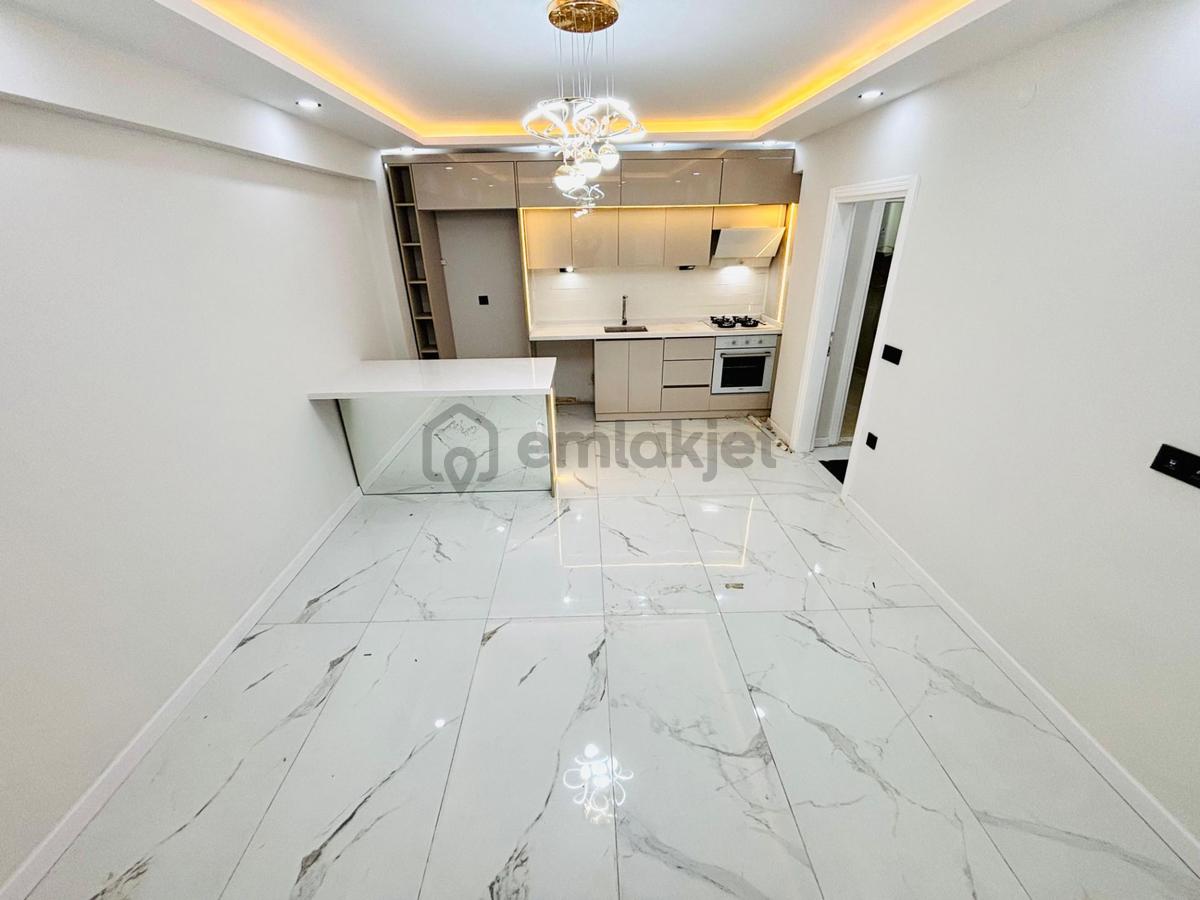 Yükselden Altınkumda 50 M² Şık Ada Mutfaklı 1+1 Satılık Daire - 3